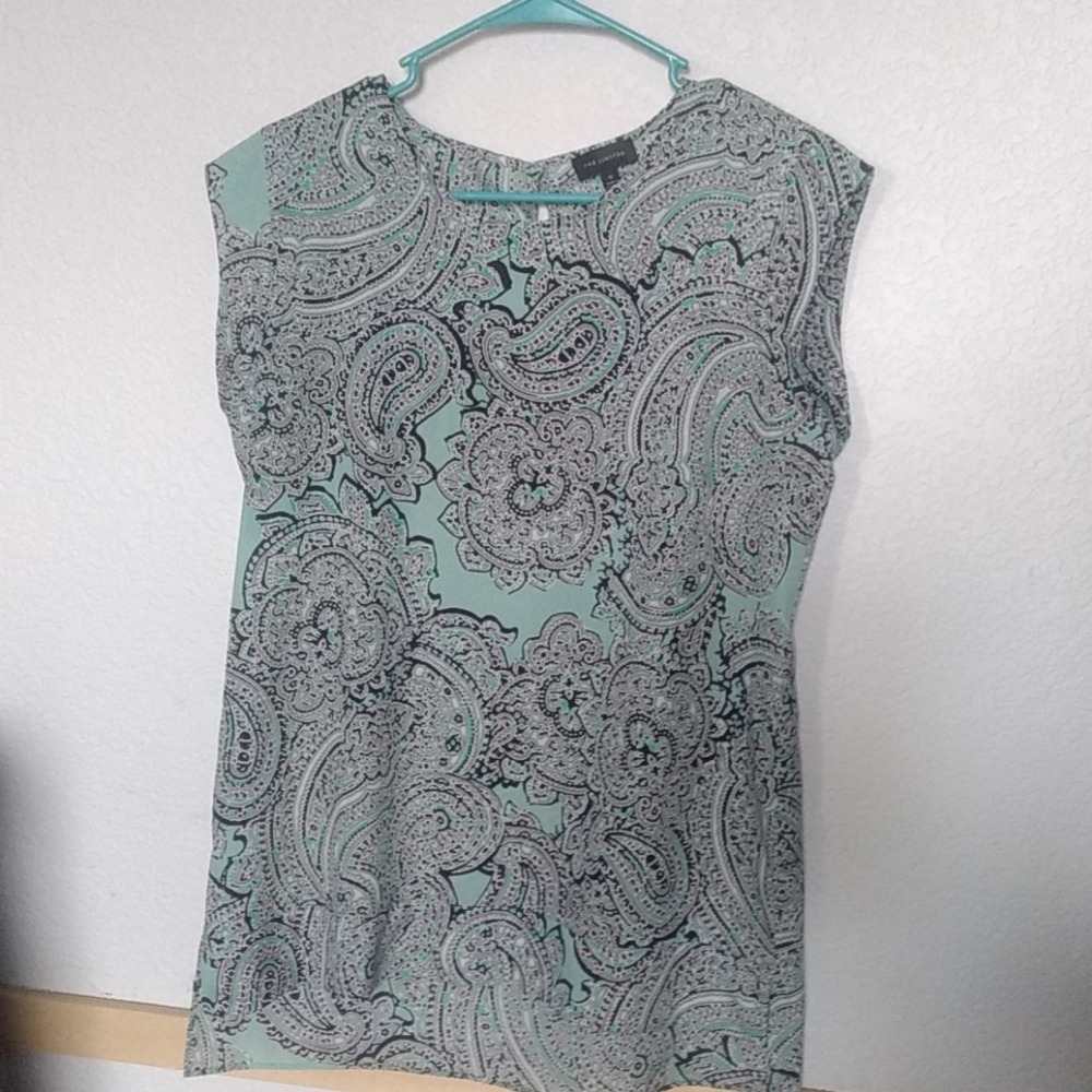Sleeveless top